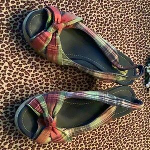 Shoes - Mossimo Supply Co. 7.5